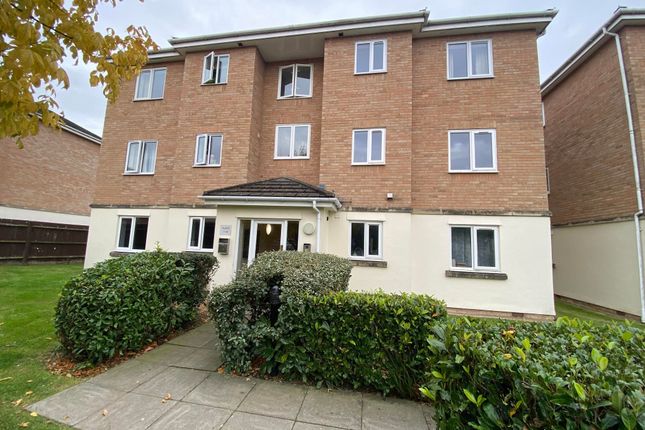 Thumbnail Flat to rent in Clerewater Place, Thatcham