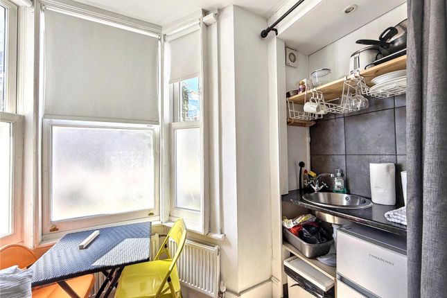 48, Sudlow Road, London photo 5