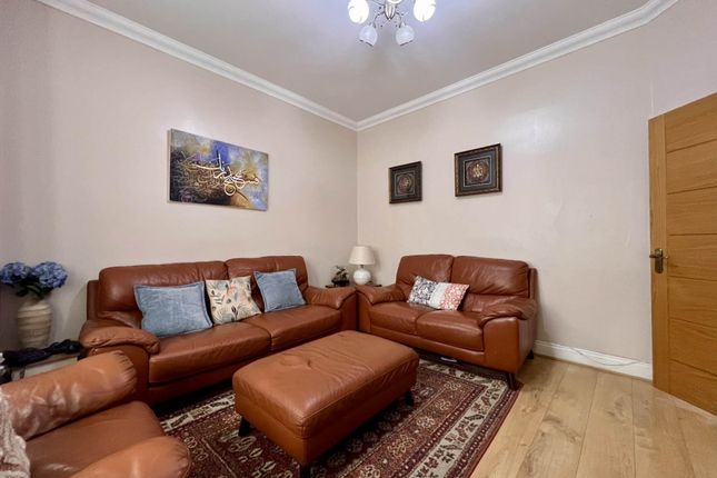 72, Sherrard Road, London photo 3