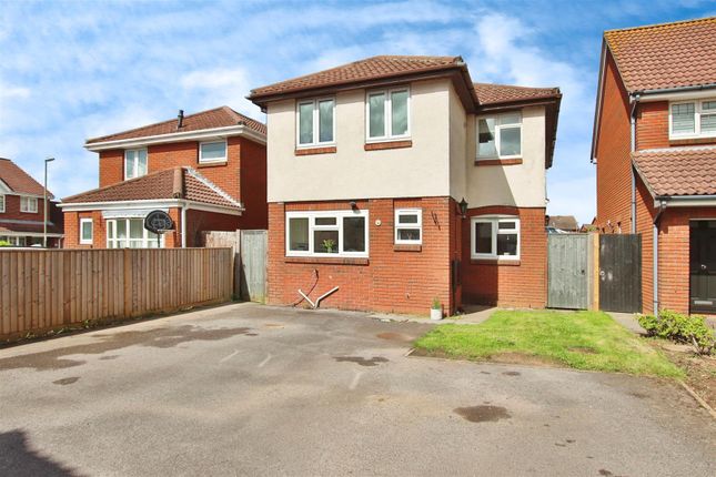 Detached house for sale in Cowslip Close, Locks Heath, Southampton