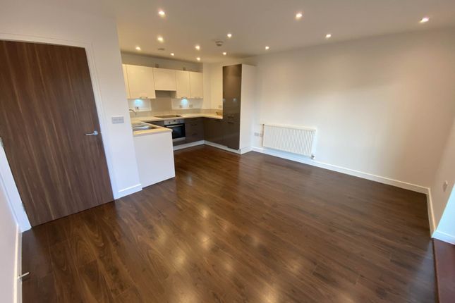 15, Brunel Court, Edgware photo 2