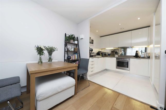 Flat 113, Vantage Building, Station Approach, Hayes photo 4