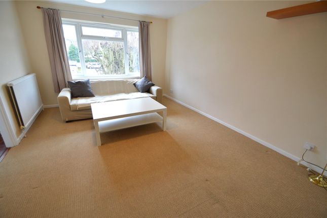 Flat to rent in Chepstow Road, Croydon