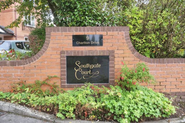 10, Southgate Court, Sale photo 2
