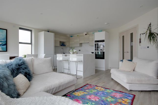 Flat 6 Tidal Run, Southcliffe Road, Christchurch photo 4