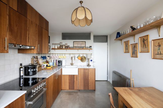 Thumbnail Flat for sale in Trellick Tower, Notting Hill