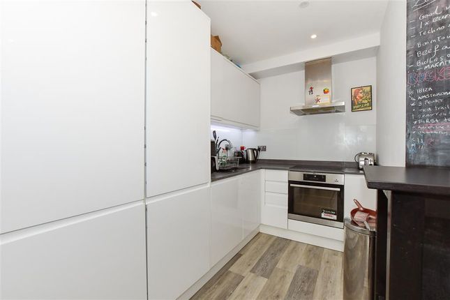 Flat for sale in Hawley Road, Dartford, Kent