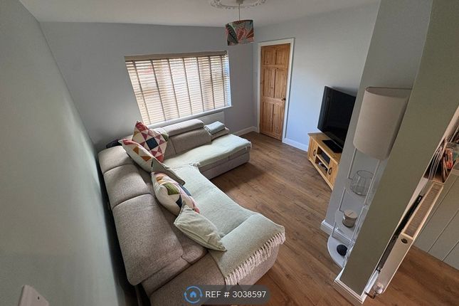 Weston Grove, Upton, Chester photo 3