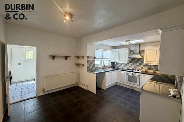24 Lyndhurst Street, Mountain Ash photo 3
