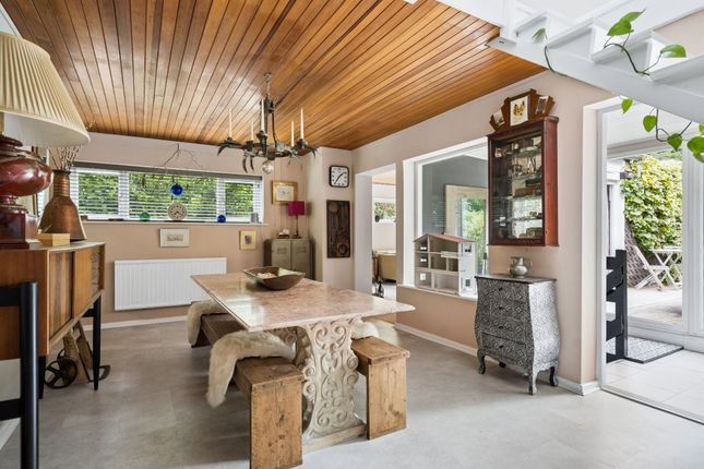 1 Sycamore Dene, Chesham photo 4