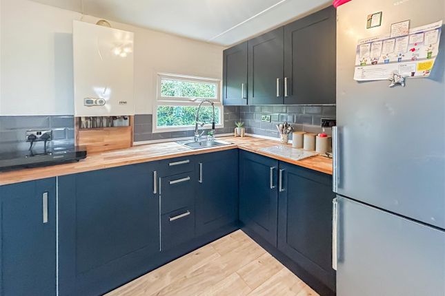 Mobile/park home for sale in Newton Road, Bishopsteignton, Teignmouth
