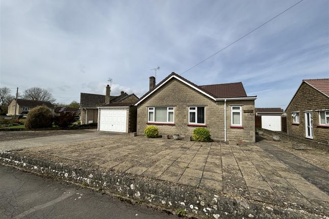 Thumbnail Bungalow for sale in Sadlers Mead, Chippenham