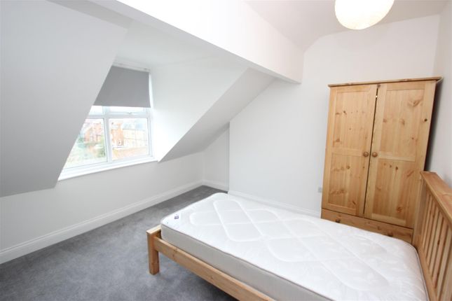 Third Floor Rear2.Jpg