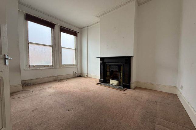 15, Wickham Lane, London photo 3