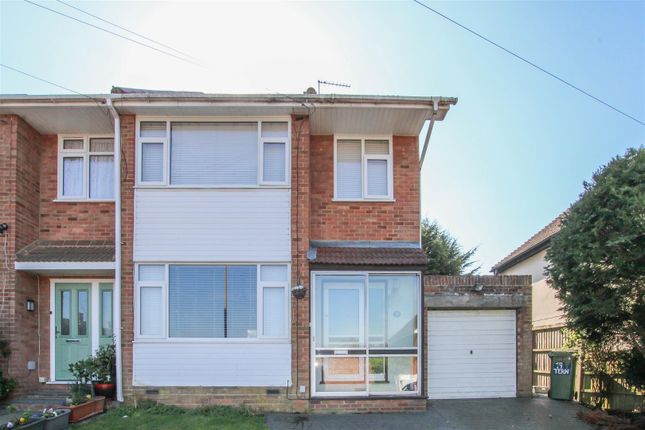 3-bed house on 19, Tern Way, Brentwood, £460,000