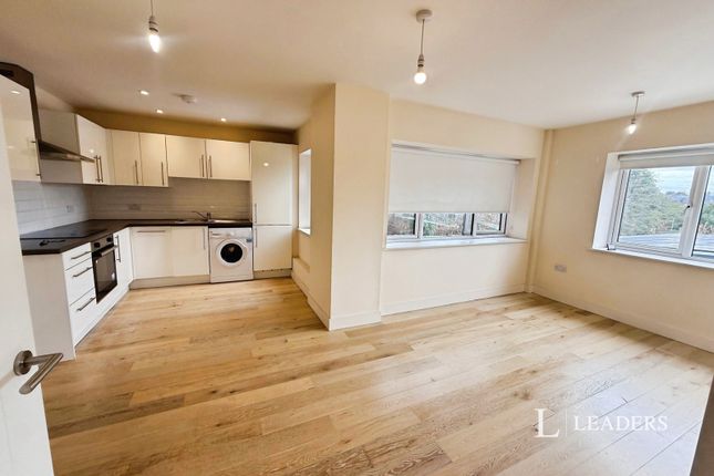 Flat 6, Parkview House, 151, London Road, West Sussex photo 3