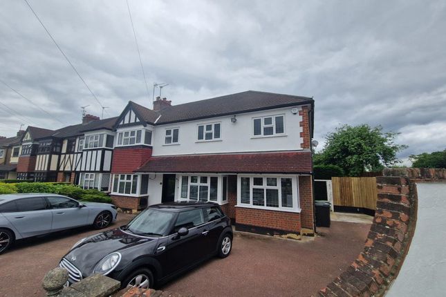 Thumbnail Property to rent in Rous Road, Buckhurst Hill, Essex