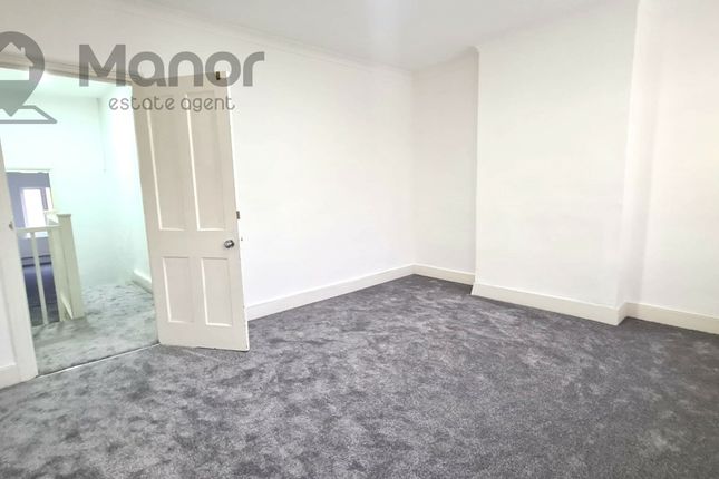Terraced house to rent in Milton Road, Swanscombe