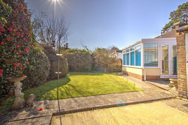 12, Wordsworth Close, Crawley photo 4