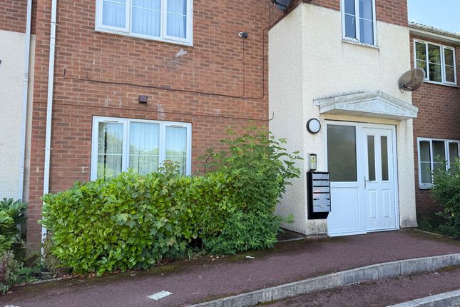 Flat 19, Warren Road, Hartlepool photo 3