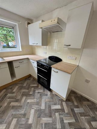 78, Broadfields, Chorley photo 5