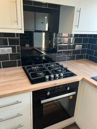 Flat 9, Rosslyn Court, Stanford-le-Hope photo 3