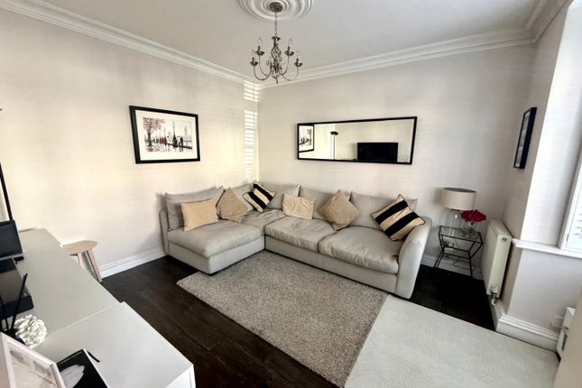 22, Milton Road, Egham photo 2