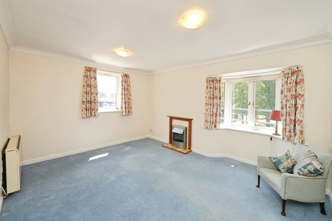 31, Tanners Court, Thornbury photo 3
