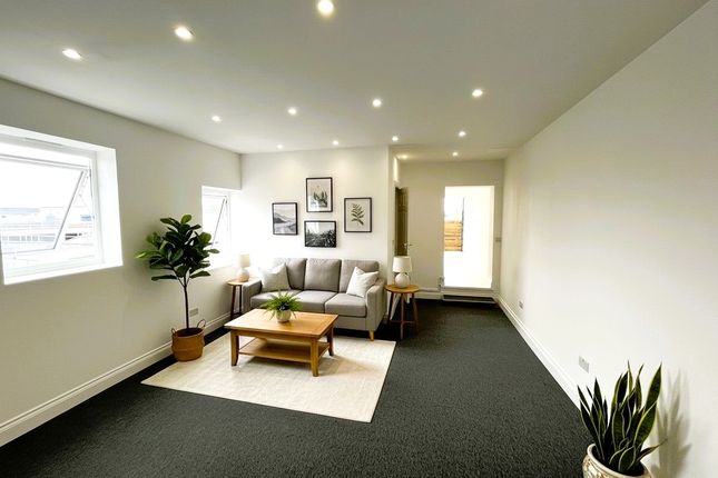 9Bd8d67d-2Ddd-494A-872A-c76333Ec1d16