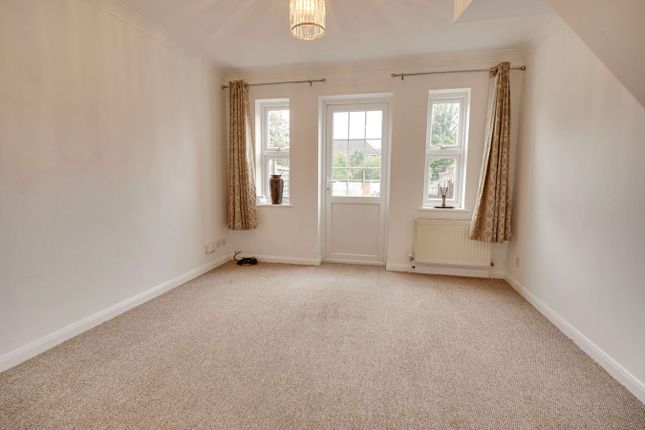 3, Spring Mews, Sawbridgeworth photo 4