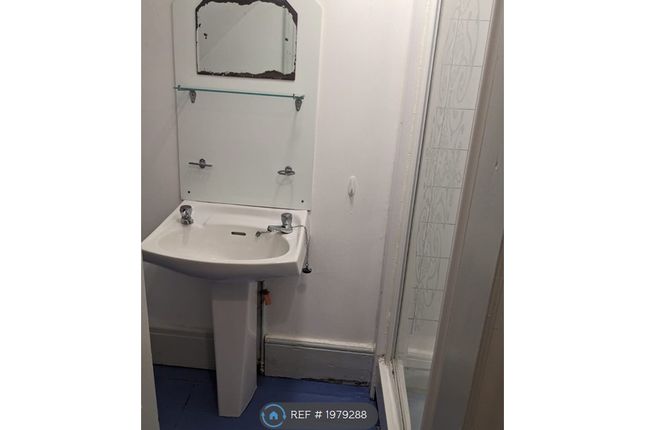 1st Floor Shower Room