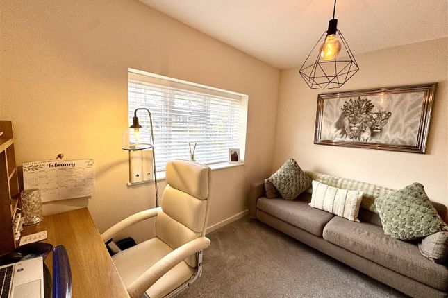 91, Wentwood View, Caldicot photo 4