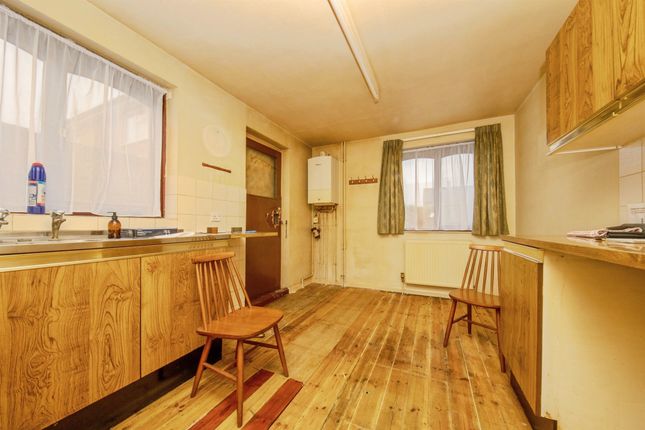 99, Goldcrest Road, Ipswich photo 4