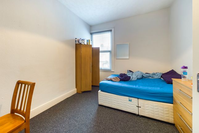 Shared accommodation to rent in Welbeck Avenue, Plymouth