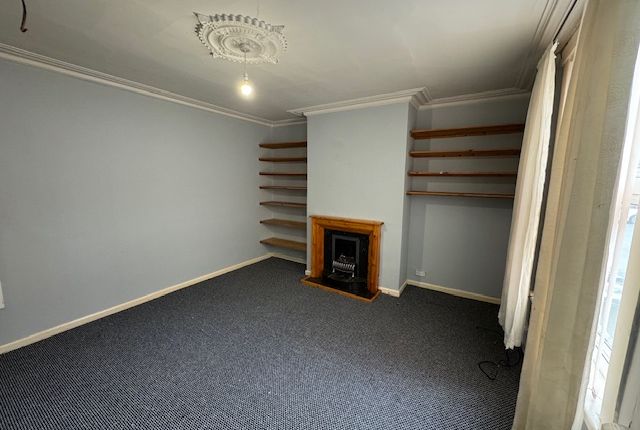 6, Cobden Terrace Wortley Leeds photo 5