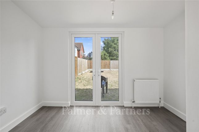 15, Clairmont Road, Essex photo 4