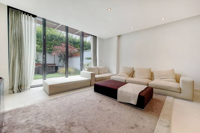 Property to rent in Page Mews, Battersea, London