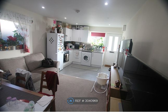 Kirton End, Northampton photo 2