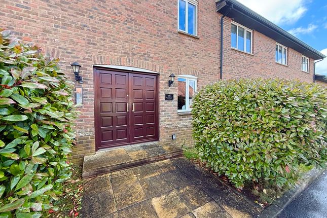 10 The Granary, Warren Farm, Little Horwood photo 3