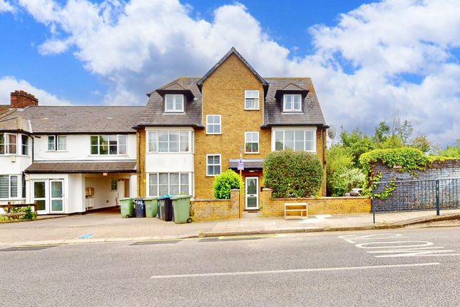 Thumbnail Flat for sale in Maybank Avenue, Wembley