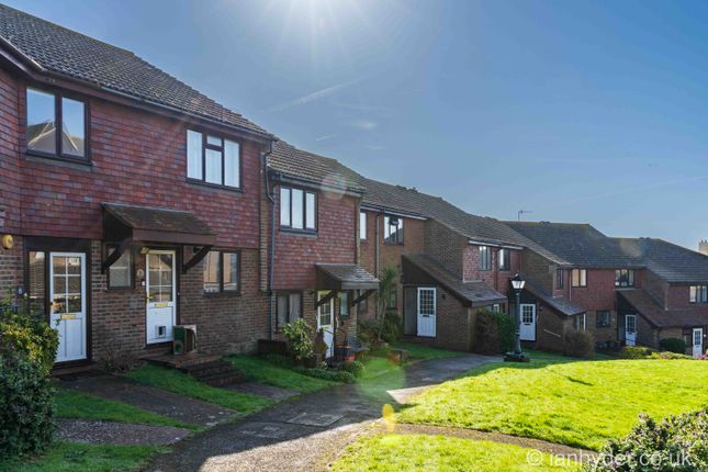 8, St. Aubyns Mead, Rottingdean, Brighton photo 2