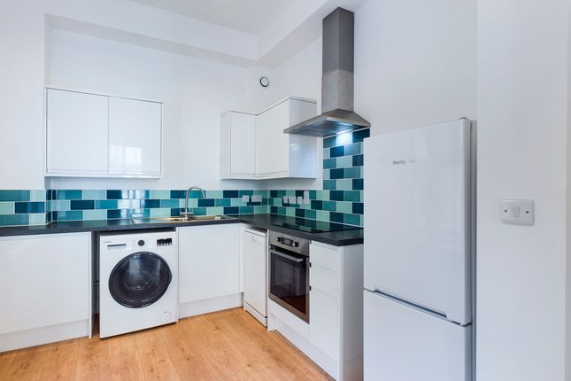 Flat 4 Fitz Regent, 2, Steine Lane, Brighton photo 2
