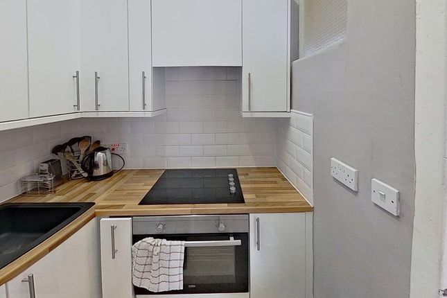 Flat 3F3, 15, Dean Park Street, Edinburgh photo 5