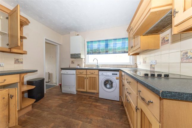 57, Moreton Road North, Luton photo 2