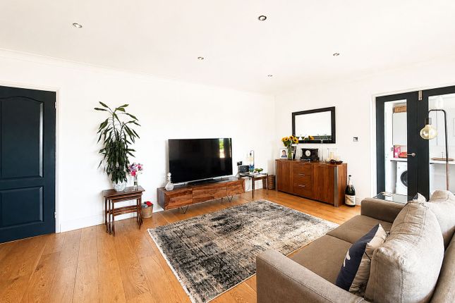 4, Rowan Gardens, Bexhill on Sea photo 3