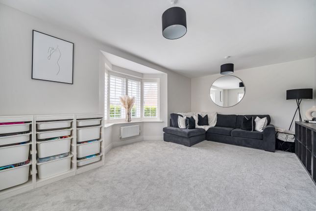 1, Beechen Row, Hindhead photo 3