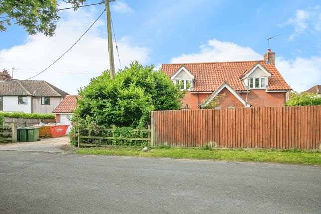 Thumbnail Detached house for sale in Ufford Road, Bredfield, Woodbridge