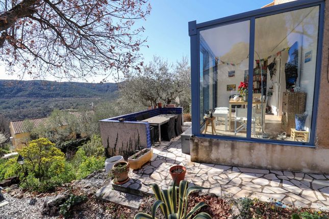 Thumbnail Villa for sale in Bagnols-En-Foret, Provence-Alpes-Cote D'azur, 83600, France