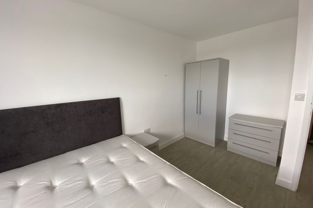 Northill Apartments Furness Quay, Manchester photo 5