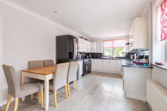 28, Caystreward, Great Yarmouth photo 4